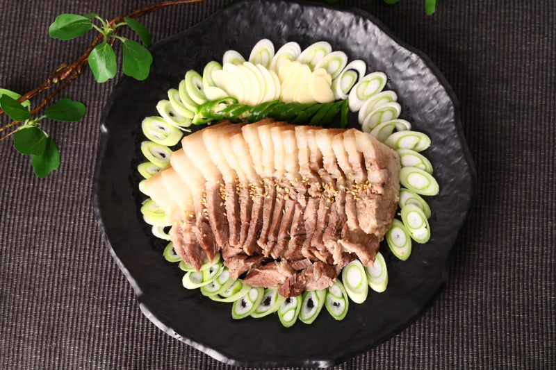 돼지고기 수육 맛있게 삶는 법 수육 부위 앞다리살로 부드럽게 만들기 보쌈 삶는 법 : 네이버 블로그
