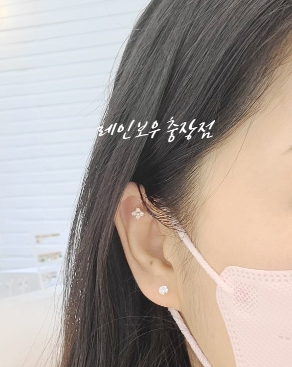  [충장로 피어싱]귀 예쁘게 뚫어주는 레인보우 충장점!