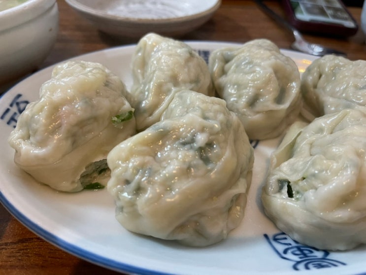  서울 인사동 미슐랭 맛집으로 선정된 개성만두 궁