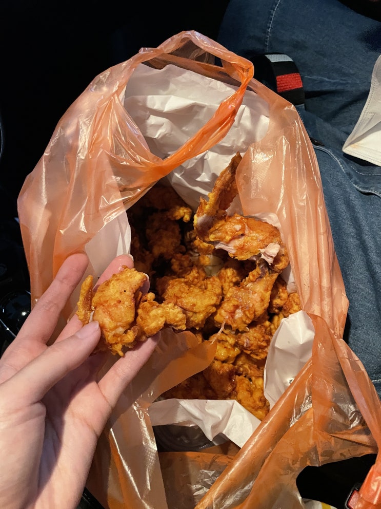  서귀포 매일올레시장 (땅콩만두, 제주약수터, 마농치킨 후기)