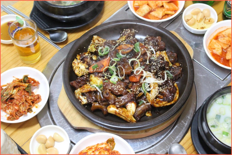  월령산추렁다리맛집 24시간 진한국물 '가마솥한우진곰탕'