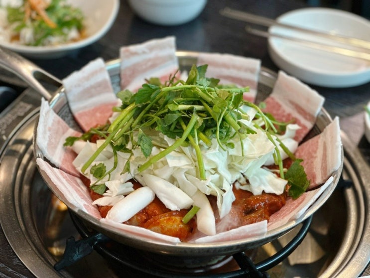  마곡나루밥집 송쭈집 사리 몽땅 눈꽃 치즈 볶음밥 후기