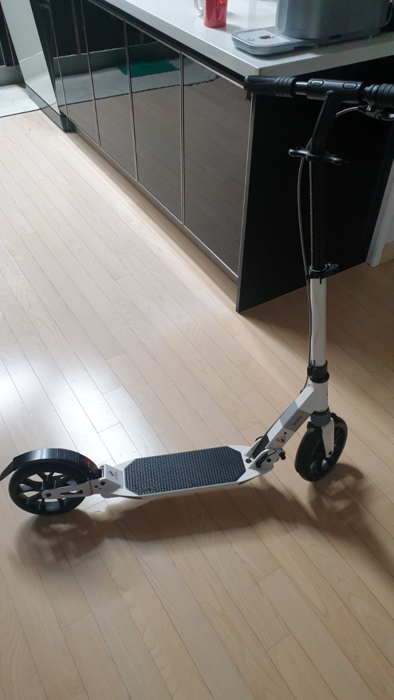 데카트론 킥보드...타운7 접고 펴는법 : 네이버 블로그