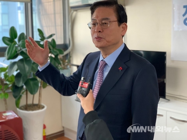 "내년 예산 볼모로 잡은 위헌적 <b>민생인질극</b>, 의회독재 즉시... 