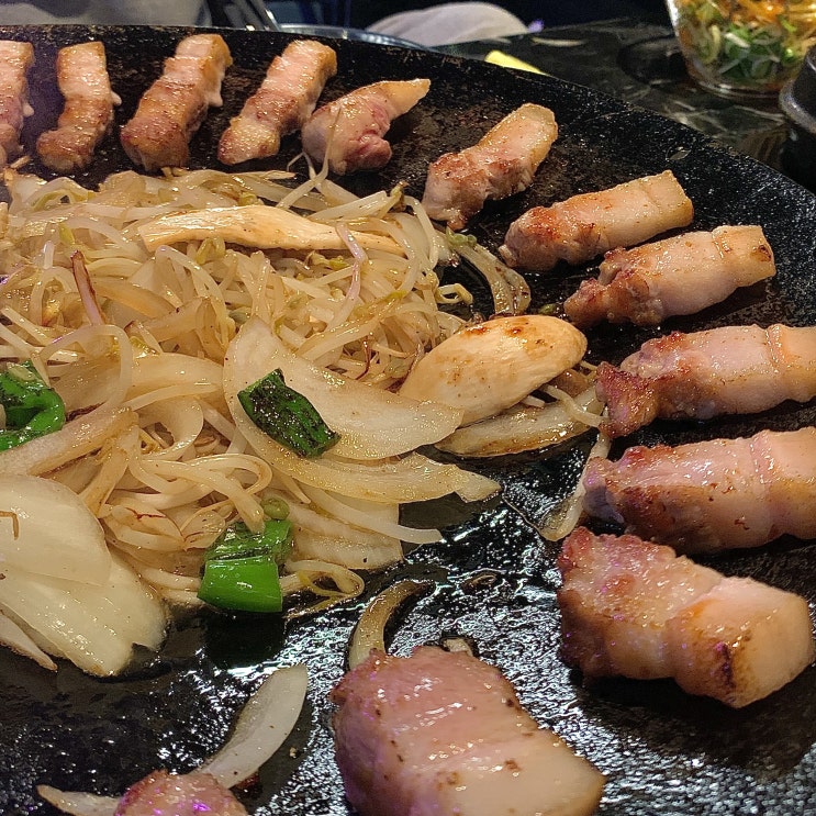  거제 고현 고기 맛집 흰돼지, 솥뚜껑 삼겹살은 역시 기가 막히네요