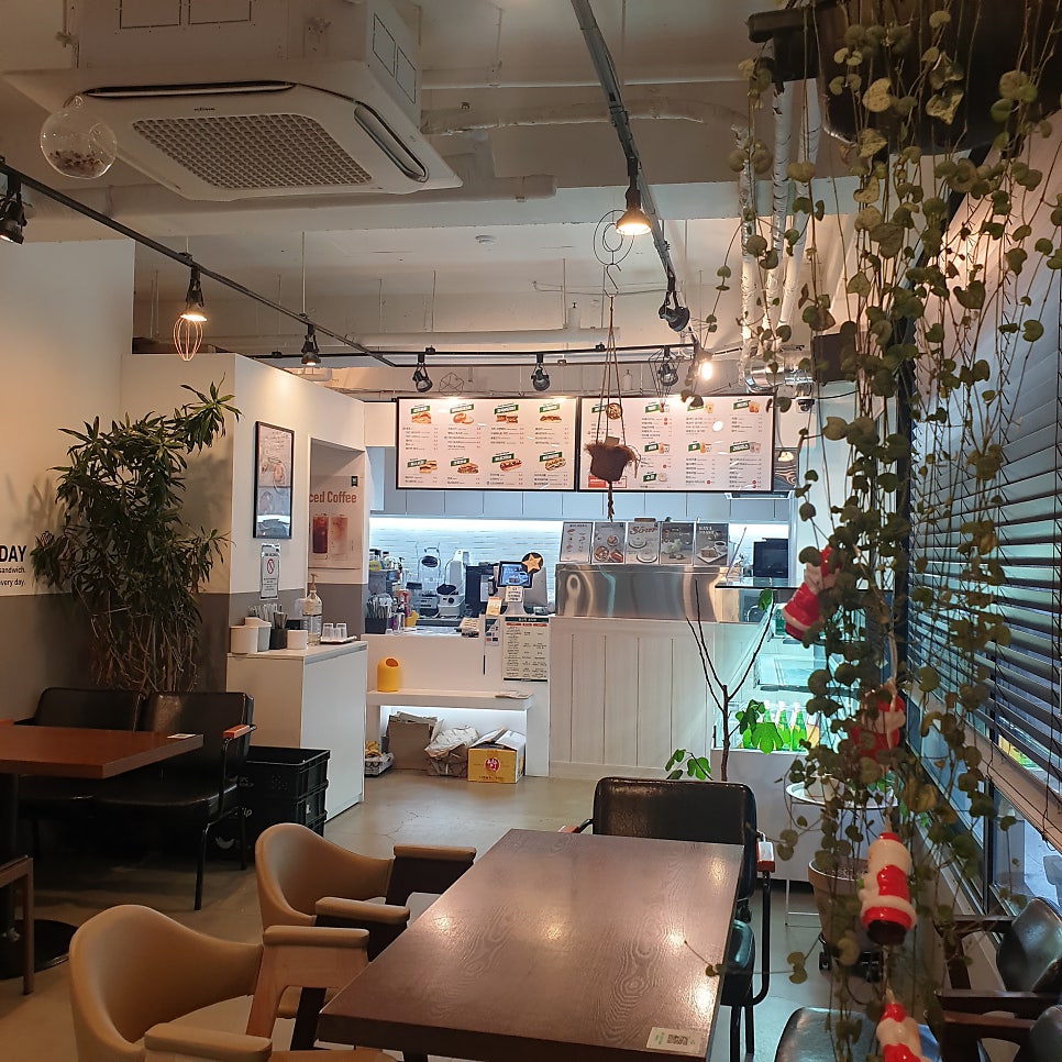죠샌드위치&샐러딧 부천고강점 사진 1
