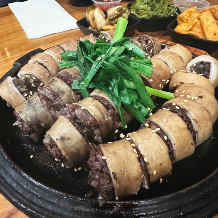  마캄맛집, 한신감자탕 Hansin Gamjatang (막창순대, 순대국 적극 추천!)