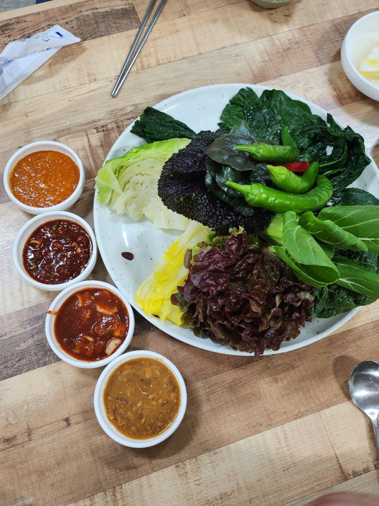  [용원신항 쌈밥] 들머리쌈밥 정갈하고 깔끔한 한정식 한상