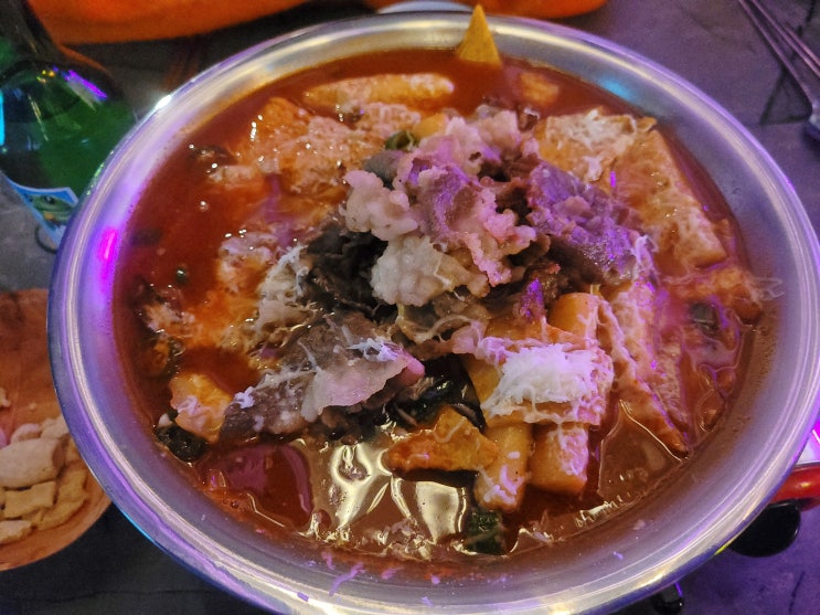 [서면 단체술집 초우회관] 차돌국물떡볶이 완전 소주 안주로 딱