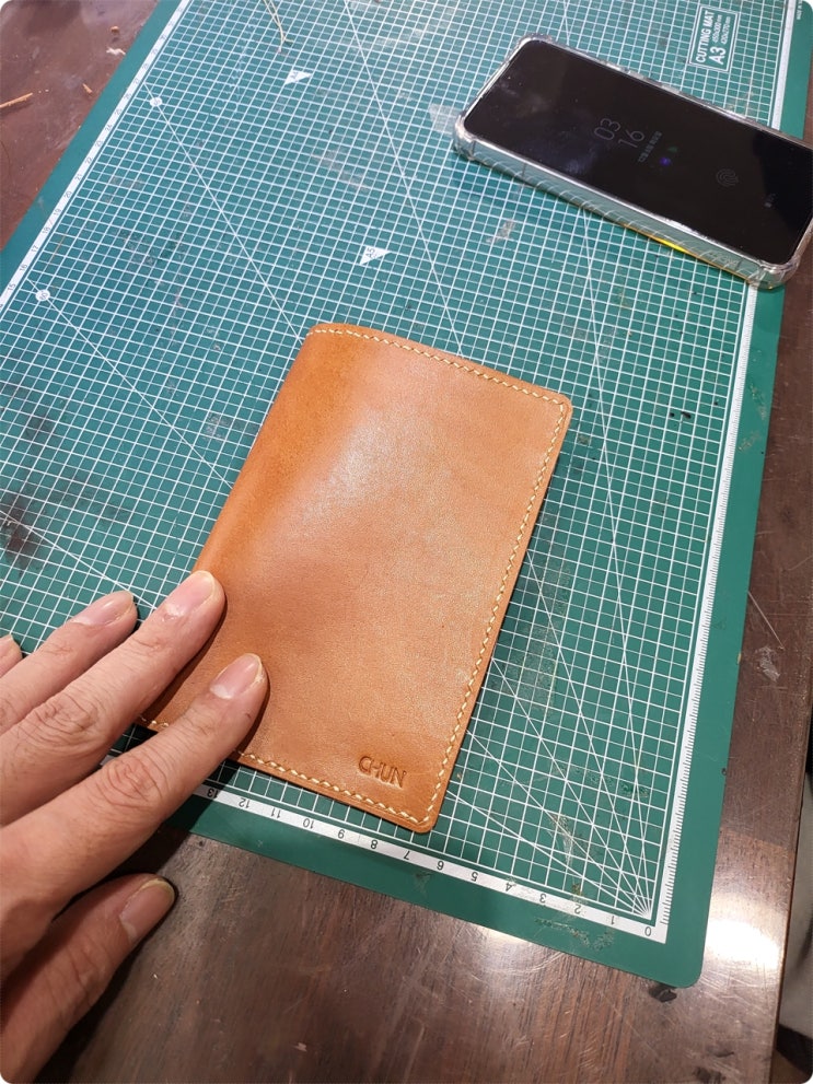  롯데 문화 센터 가죽공예 클래스 여권케이스 만들기 [포항 오유가죽공방]
