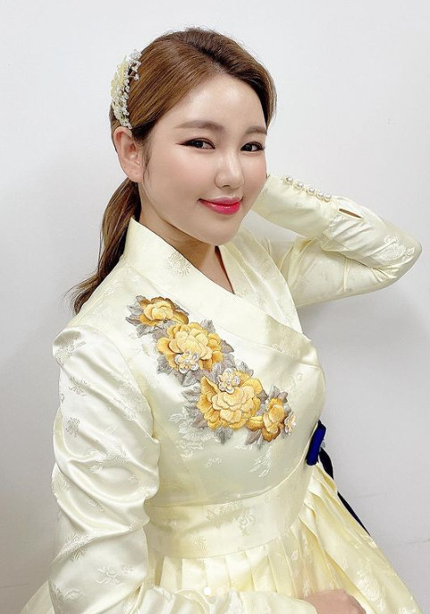<b>송가인</b> 사주, 트롯 <b>가수</b>의 인기, 재능, 성공과 명성, 연애와... 