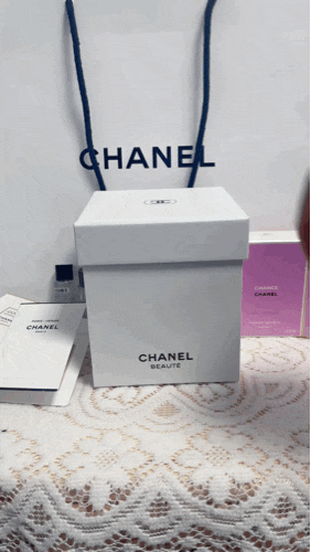  [ 샤넬뷰티 / 샤넬기프트 ] 샤넬뷰티 블랙등급 연말기프트 vip 스노우볼 수령 후기 22년 기프트 ( 오빠의 선물 샤넬 샹스 오 땅드르 오 드 퍼퓸, 헤어 미스트 후기 포함 )