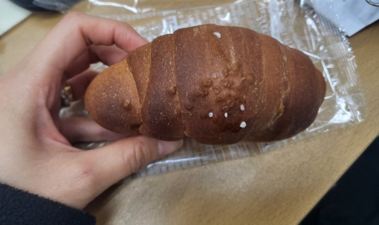  (상품) 빽다방 디저트 크리미슈/고메버터 소금빵