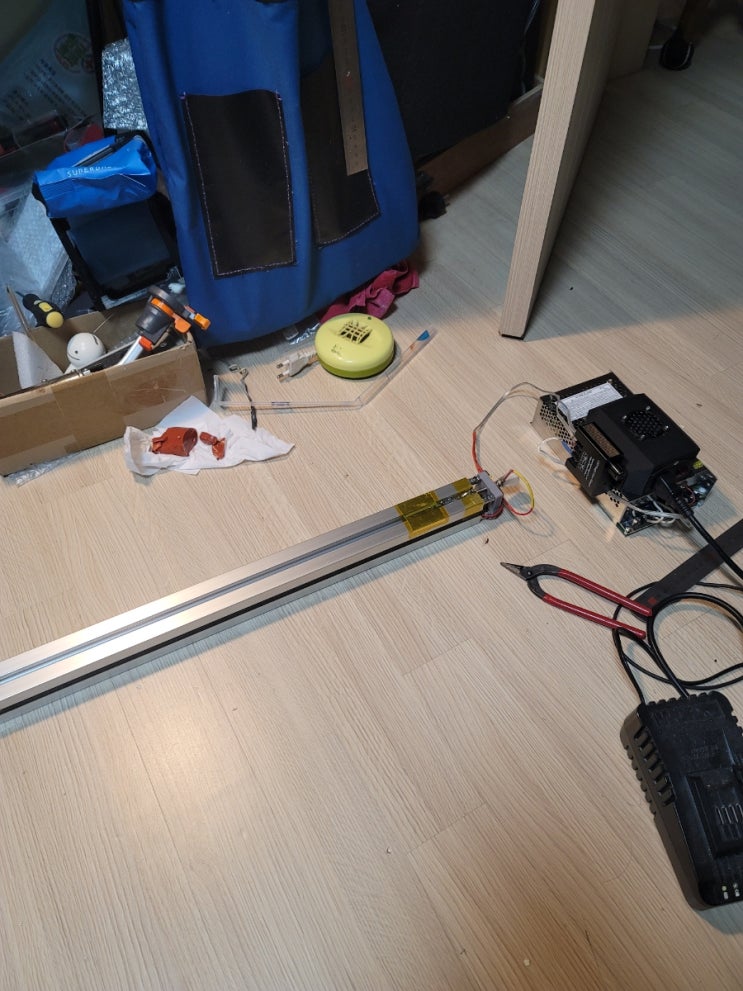  아크릴 절곡기