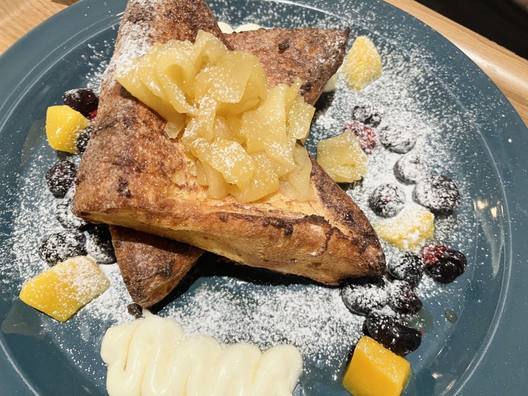  역삼역 맛집 플레어비 GFC몰점에서 먹은 브런치 오믈렛과 토스트