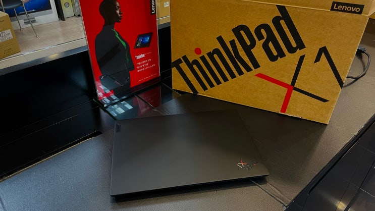 ThinkPad X1 Carbon Gen10 고객사 공급건 22.12.16