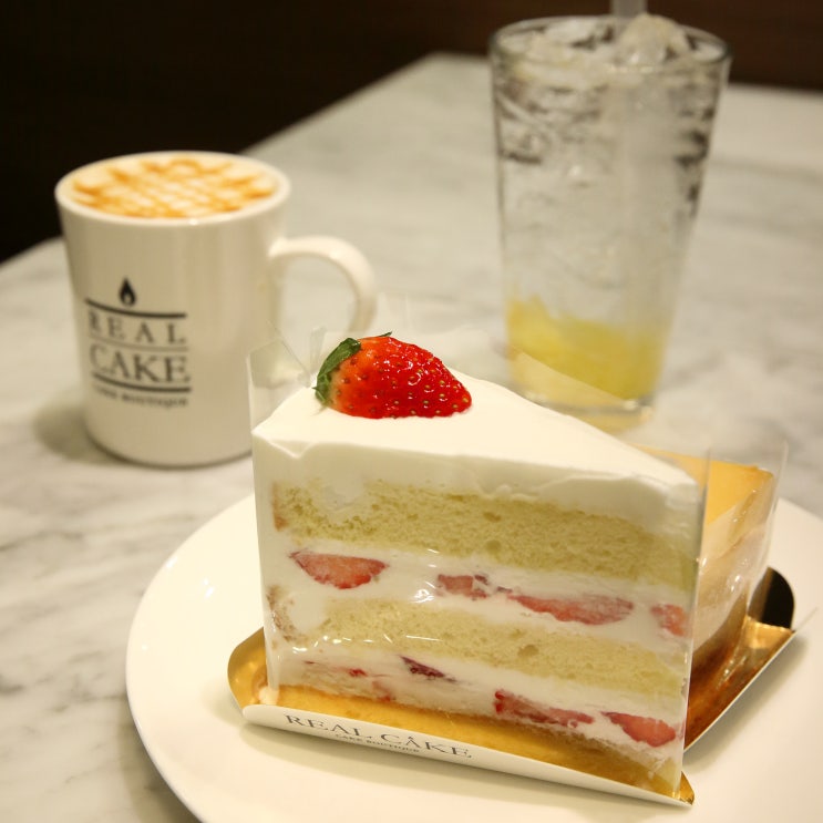 [안양범계 카페] 리얼 케익 안양범계점/ REAL CAKE  / 범계역케이크 맛집