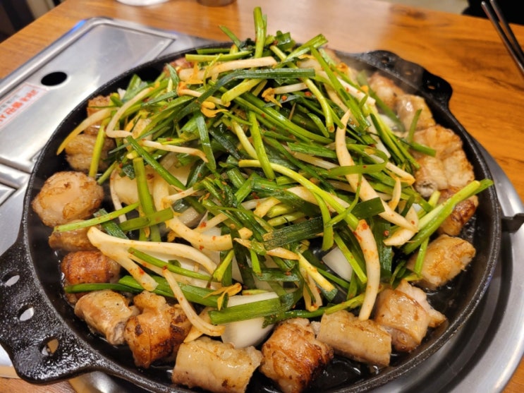  모란의 명물은 소곱창이 아닐까? 낮술 하기에도 좋은 별미곱창 (성남모란맛집/야탑곱창)