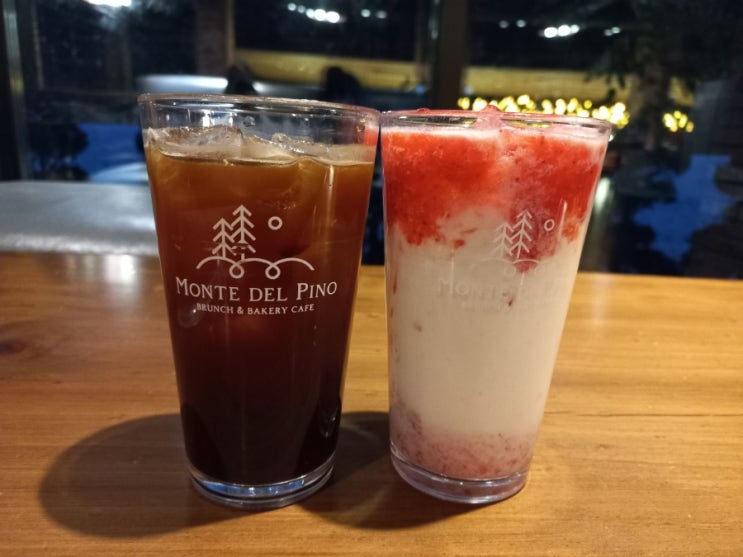  김포 딸기라떼 맛집 몬떼델피노
