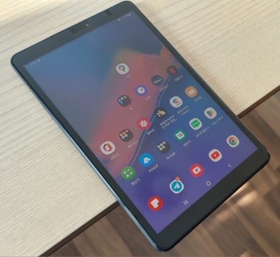  갤럭시탭 A 8.0 with s pen, 현 시점 가장 가성비 좋은 필기용 태블릿 (아이패드와 비교하면)
