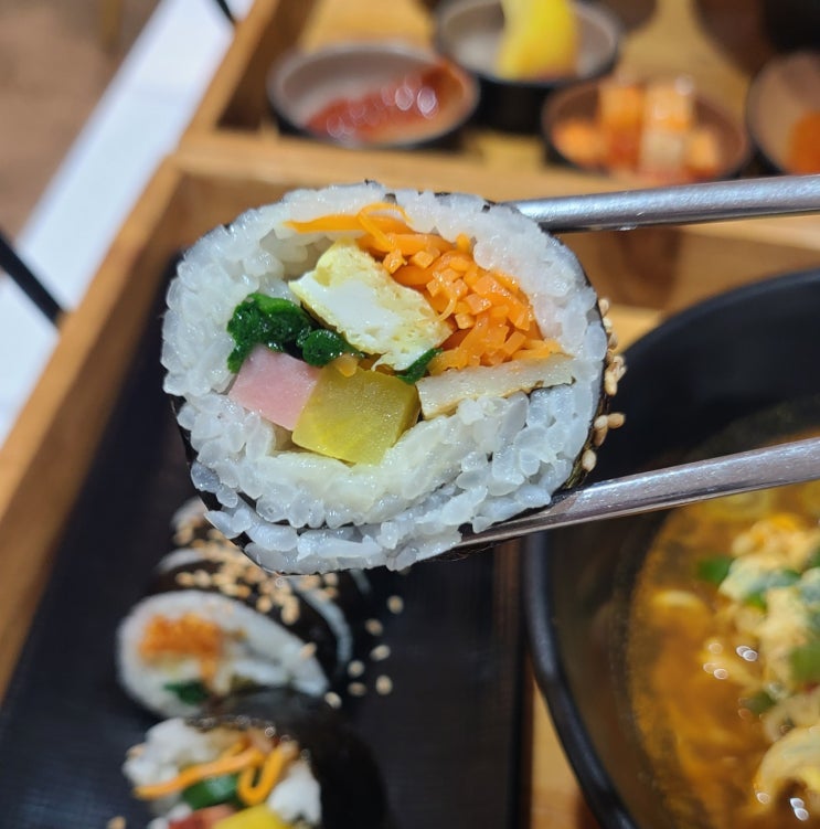  수원 행궁동 우영우 김밥 대신, 달달한 부엌