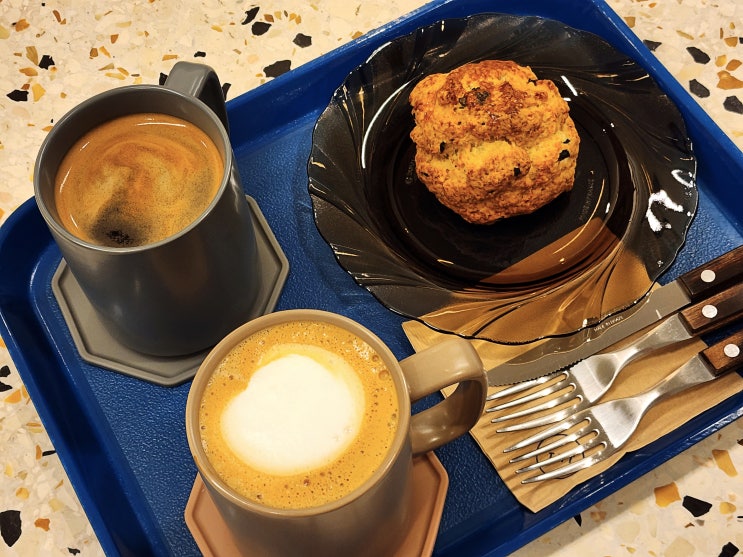 국회의사당역 카페 <카페아이엠티 여의도 KBS점> 스콘 맛있다잉 국회의사당역 카페 <카페아이엠티 여의도 KBS점> 스콘 맛있다잉