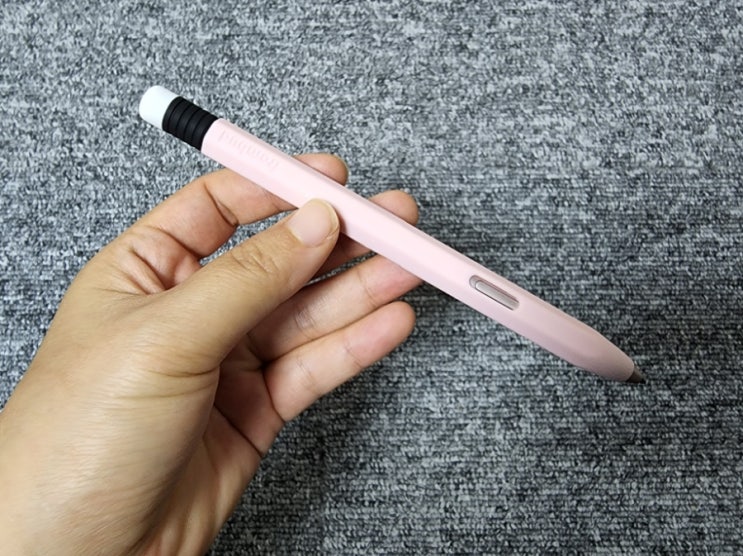  갤럭시탭 펜슬케이스 쓰면 그립감이 좋아져요