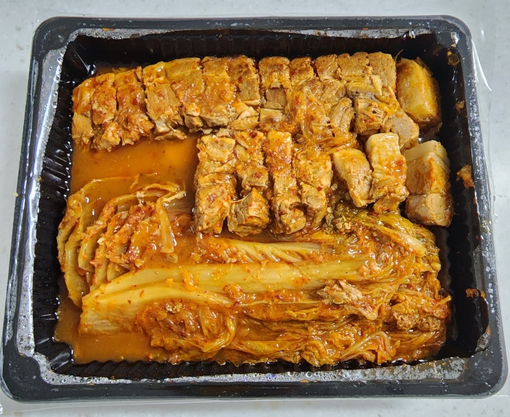  대박 삼겹 김치찜&초대박 등갈비 김치찜