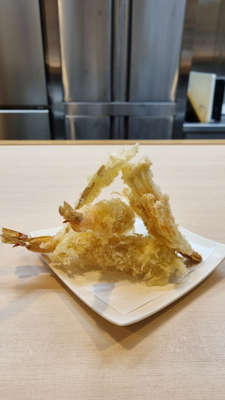 멘타쯔 (麺達) - 우동과 튀김의 조화를 느낄 수 있는 교토 맛집