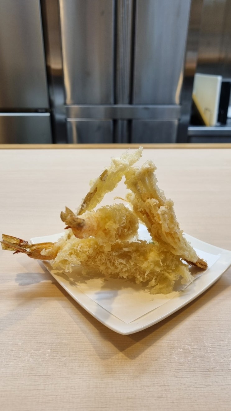 멘타쯔 (麺達) - 우동과 튀김의 조화를 느낄 수 있는 교토 맛집