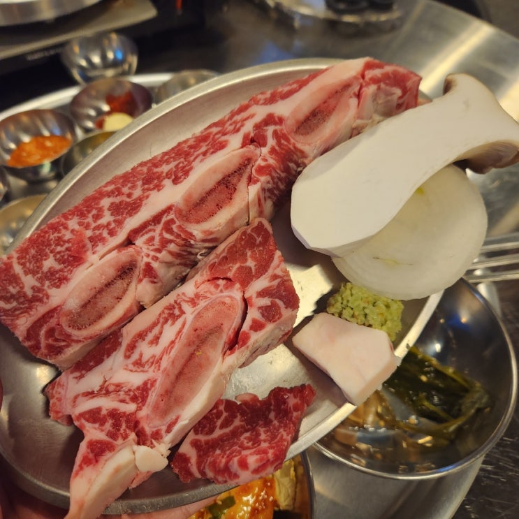  신논현소고기 소제이 강남소꼬리찜도 즐겨보세요