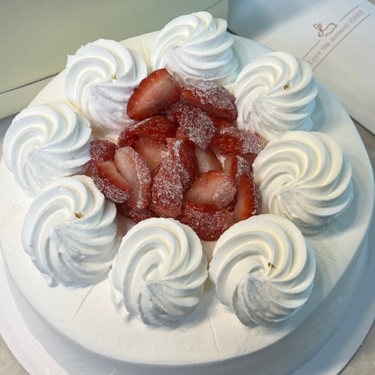  상왕십리 한스케익 딸기생크림케이크 맛집 왕십리점