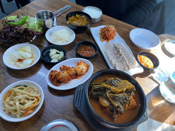  [노량진] 저렴한 1인 보쌈정식, 장충왕족발보쌈
