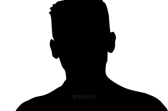 40대 연극배우 음주운전 발각 넘어진 오토바이 도우려다 체포 40대 연극배우 음주운전 발각 넘어진 오토바이 도우려다 체포