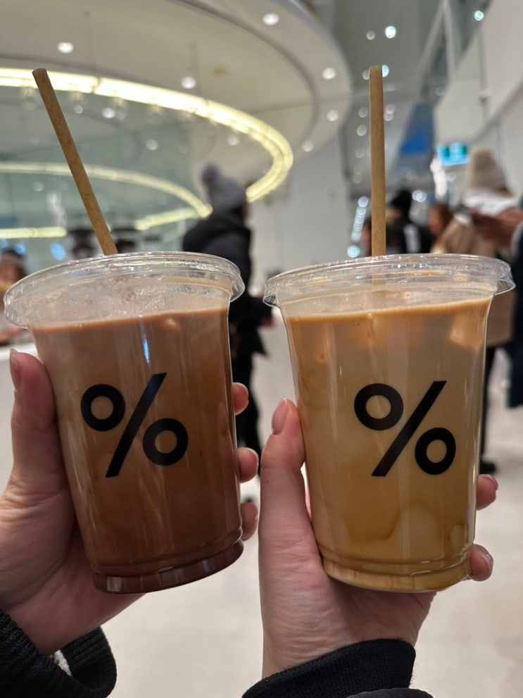  토론토카페, % Arabica Yorkdale 응커피, 응카페 토론토상륙
