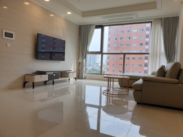  [ 하노이 아파트 임대] 대우 스타레이크 3룸 / 풀옵션/ 128스퀘어 - 903A동- 1900불 - 0968650193