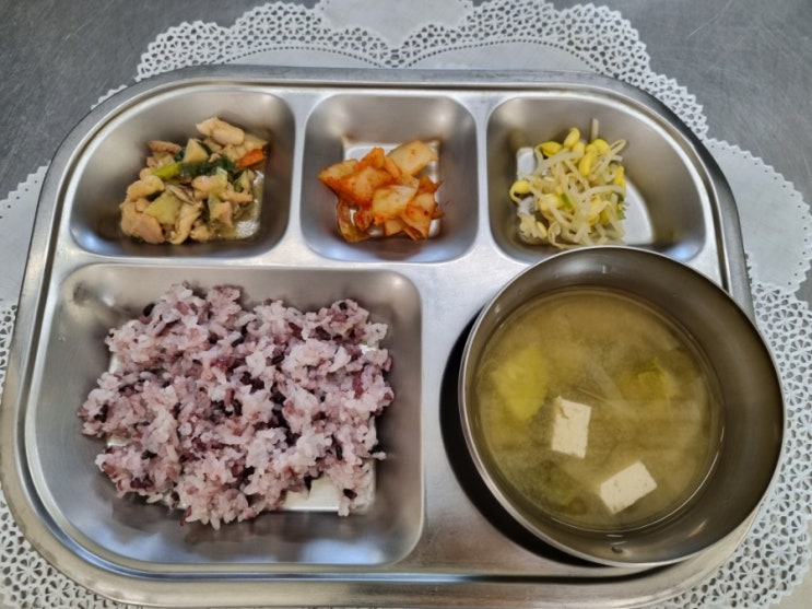  어린이집 식단 어린이집 대체조리사