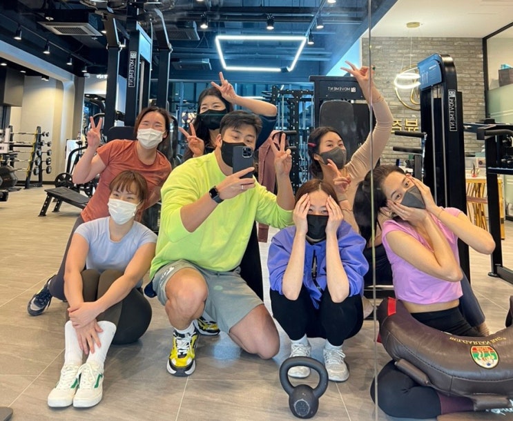  pt 개인운동 그룹운동으로 같이 하면 운동효과 2배