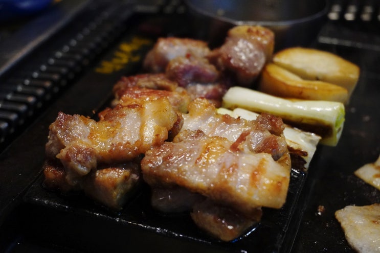  해운대 고기집 구워주는 육즙 가득 해운대 밥집 백년식당