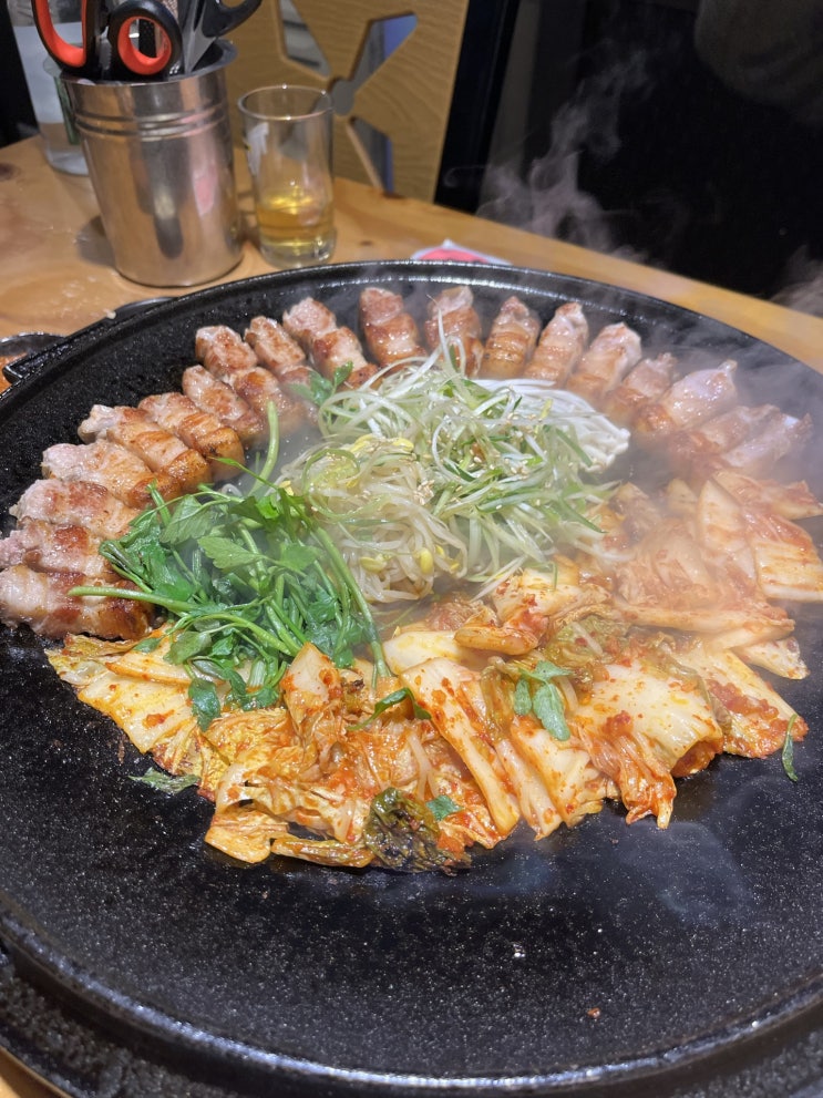 양재동 맛집 아랑솥뚜껑 양재본점 고기 구워주는 양재동 고기집 회식, 송년회 추천(주차가능)