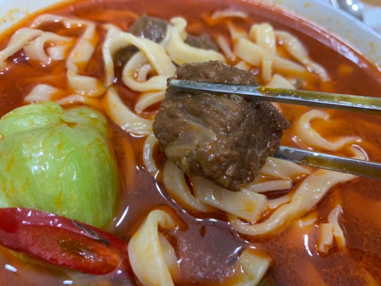 면요리 국물요리 키친바이따헝 홍소우육면밀키트 맛후기! 대만 현지식 느낌인데다 칼칼하고 매콤한 우육면이라 요즘같은 날씨에 딱! 면요리 국물요리 키친바이따헝 홍소우육면밀키트 맛후기! 대만 현지식 느낌인데다 칼칼하고 매콤한 우육면이라 요즘같은 날씨에 딱!