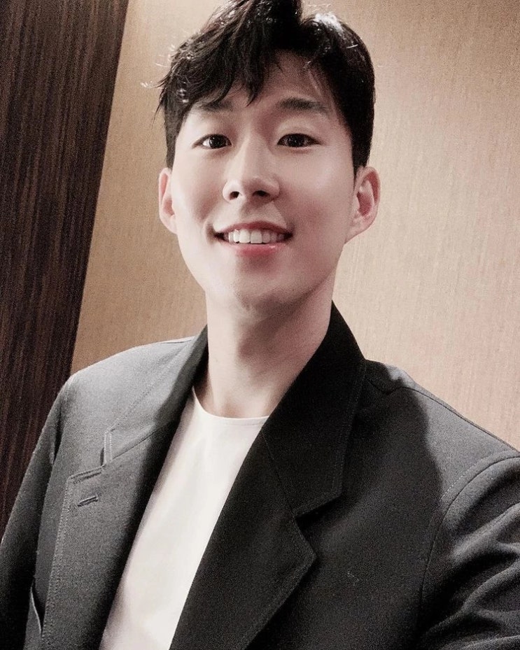 손흥민김고은 '열애설', 트위터를 중심으로 확산..."사실무근" 비공개 계정 주인은 따로 있어 손흥민김고은 '열애설', 트위터를 중심으로 확산..."사실무근" 비공개 계정 주인은 따로 있어