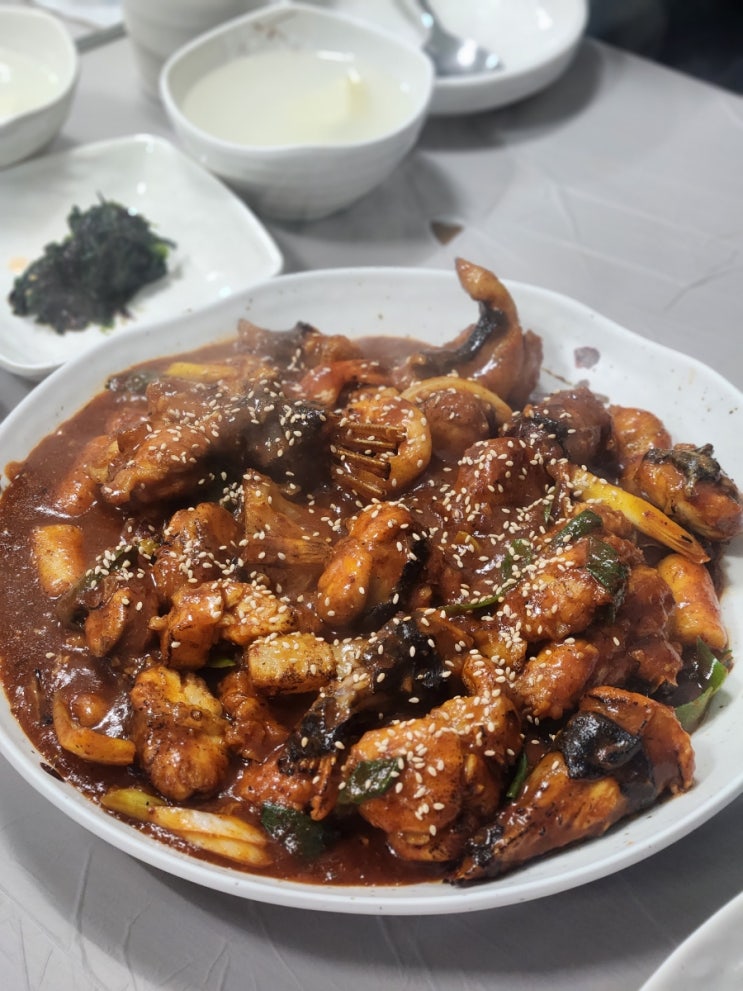  장유 맛집 '참대구'의 아구불고기, 단골 현지인 추천 존맛탱.. 젤미마을 밥집