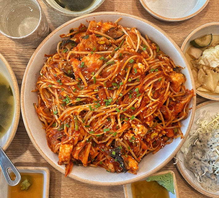  안양 동편마을 인덕원 아구찜맛집 장지리해물찜