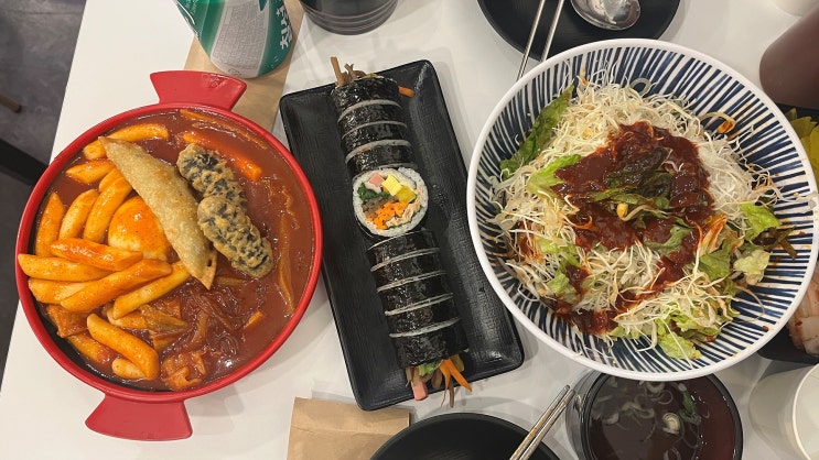 [독산]기봉이 김밥 혼밥하기 좋은곳 :)