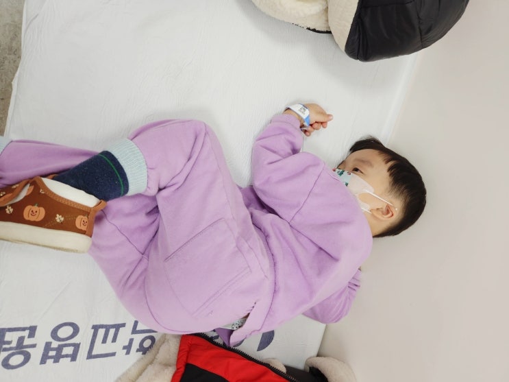  34개월 아기 구토, 장염 아니고 변비 + 보험 청구 필요 TIP