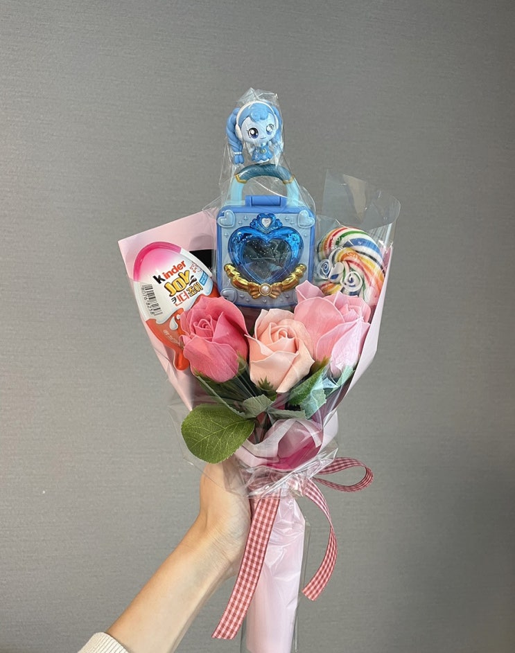 어린이집 발표회 선물 반셀프 꽃다발 티니핑 피규어 킨더조이로 알차게 만들었어요 !