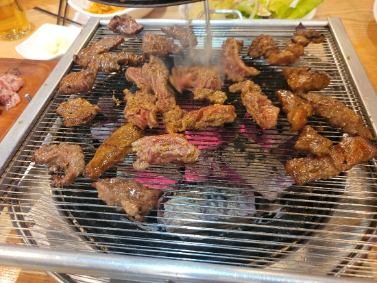  가락동 경찰병원 송년회 가족모임 황금소 갈빗살 양념갈비 부채살 고깃집