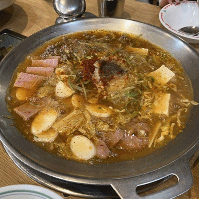  수원역 부대찌개 맛집 '두꺼비집 매산본점'