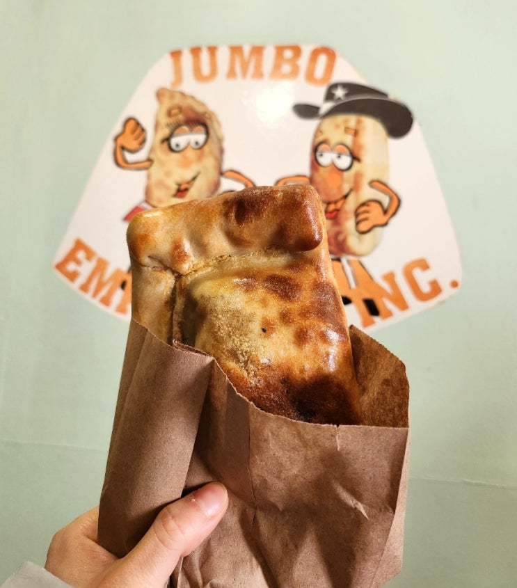  토론토 켄싱턴마켓, 차이나타운 기념품샵 :: Jumbo Empanadas(엠파나다), Dipped Donuts Inc, 팀홀튼 블랙커피